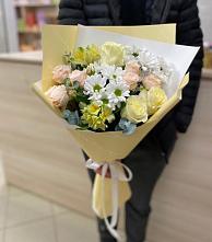 Букет цветов из:  Альстромерии, Розы и Хризантемы в Лысково