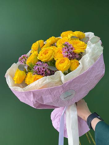 Букет Кустовые желтые розы в Лысково